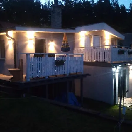 Niebieski Nad Jeziorem Pzw Kazub Apartment Cieciorka